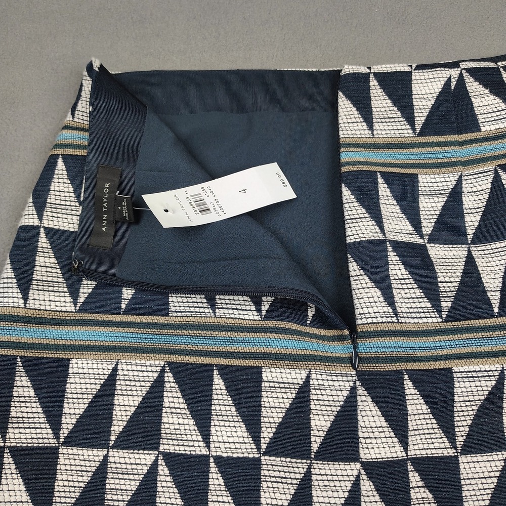 Ann Taylor‎ Pencil Skirt Women 4 Blue White Geometric Triangles Career New $89 - Picture 10 of 12